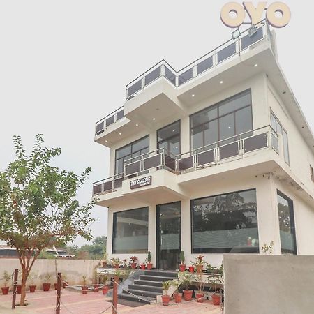Hotel O Taj Classic Tajganj Luaran gambar