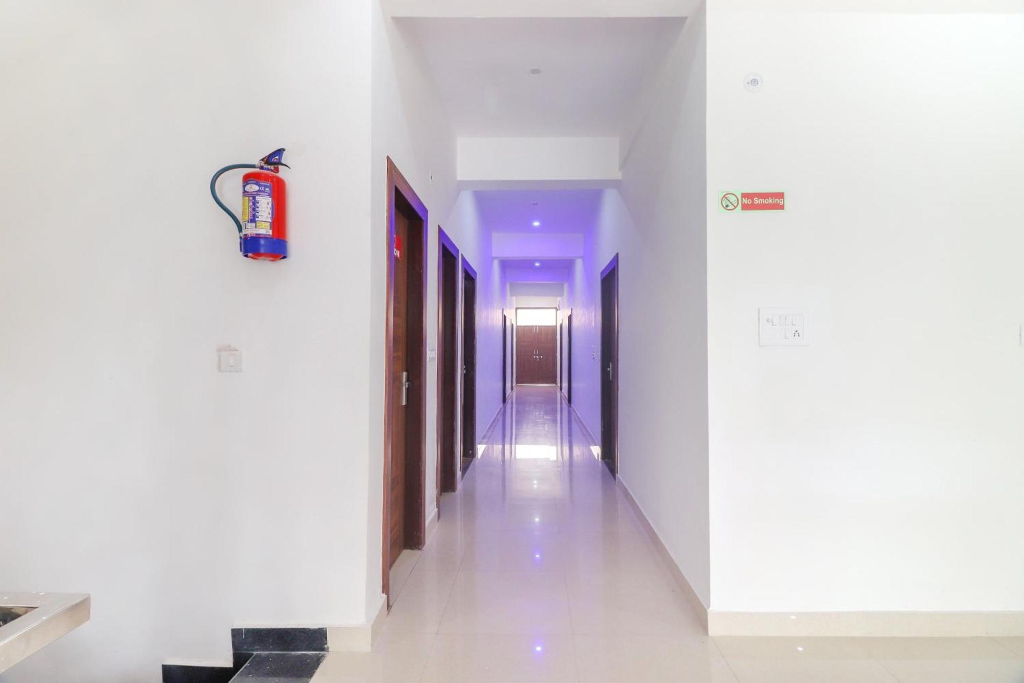 Hotel O Taj Classic Tajganj Luaran gambar