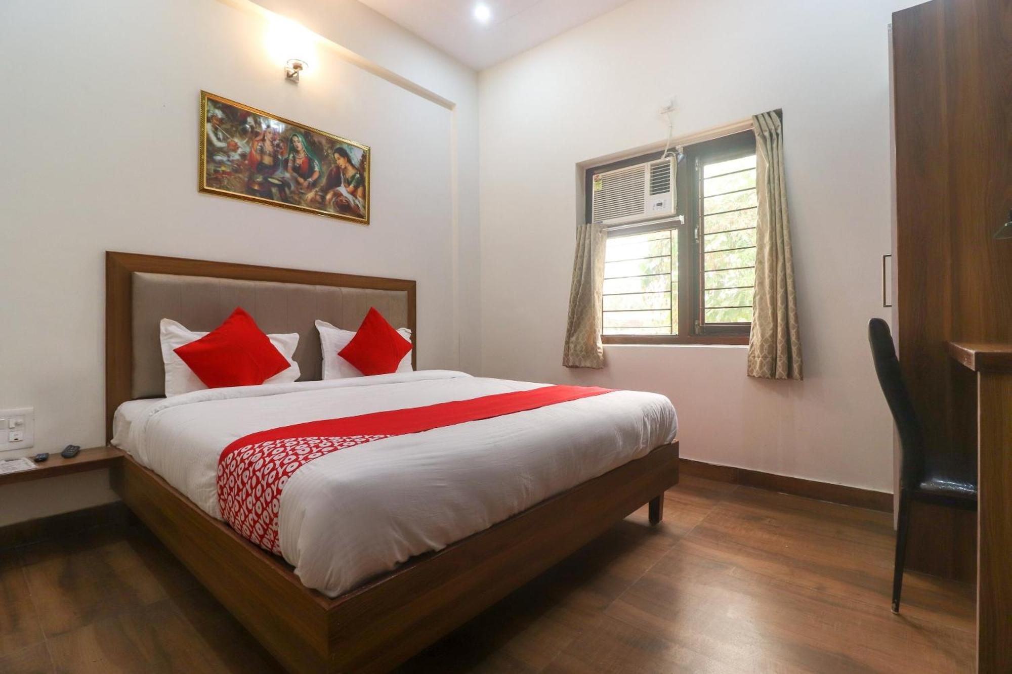 Hotel O Taj Classic Tajganj Luaran gambar