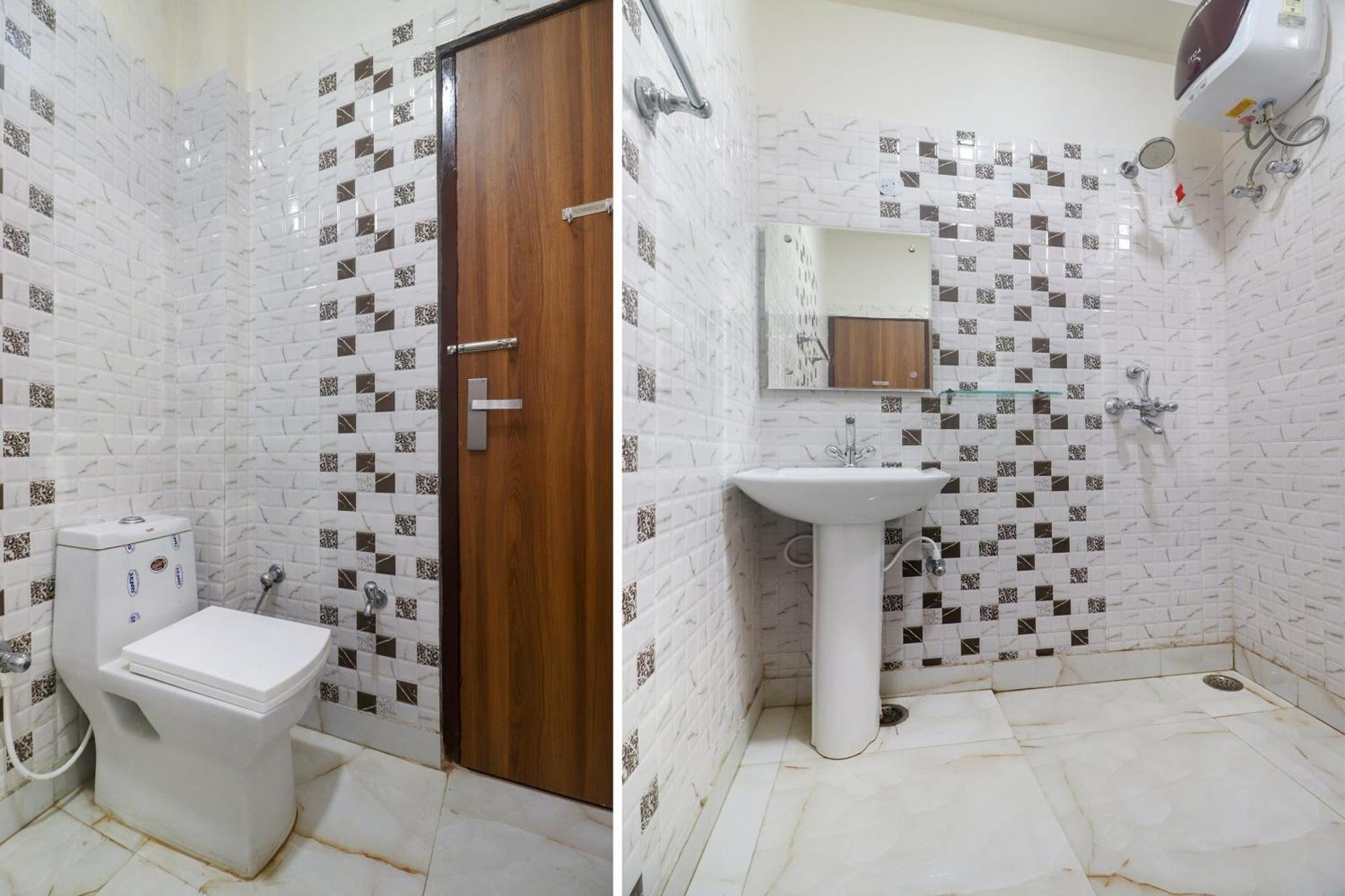 Hotel O Taj Classic Tajganj Luaran gambar