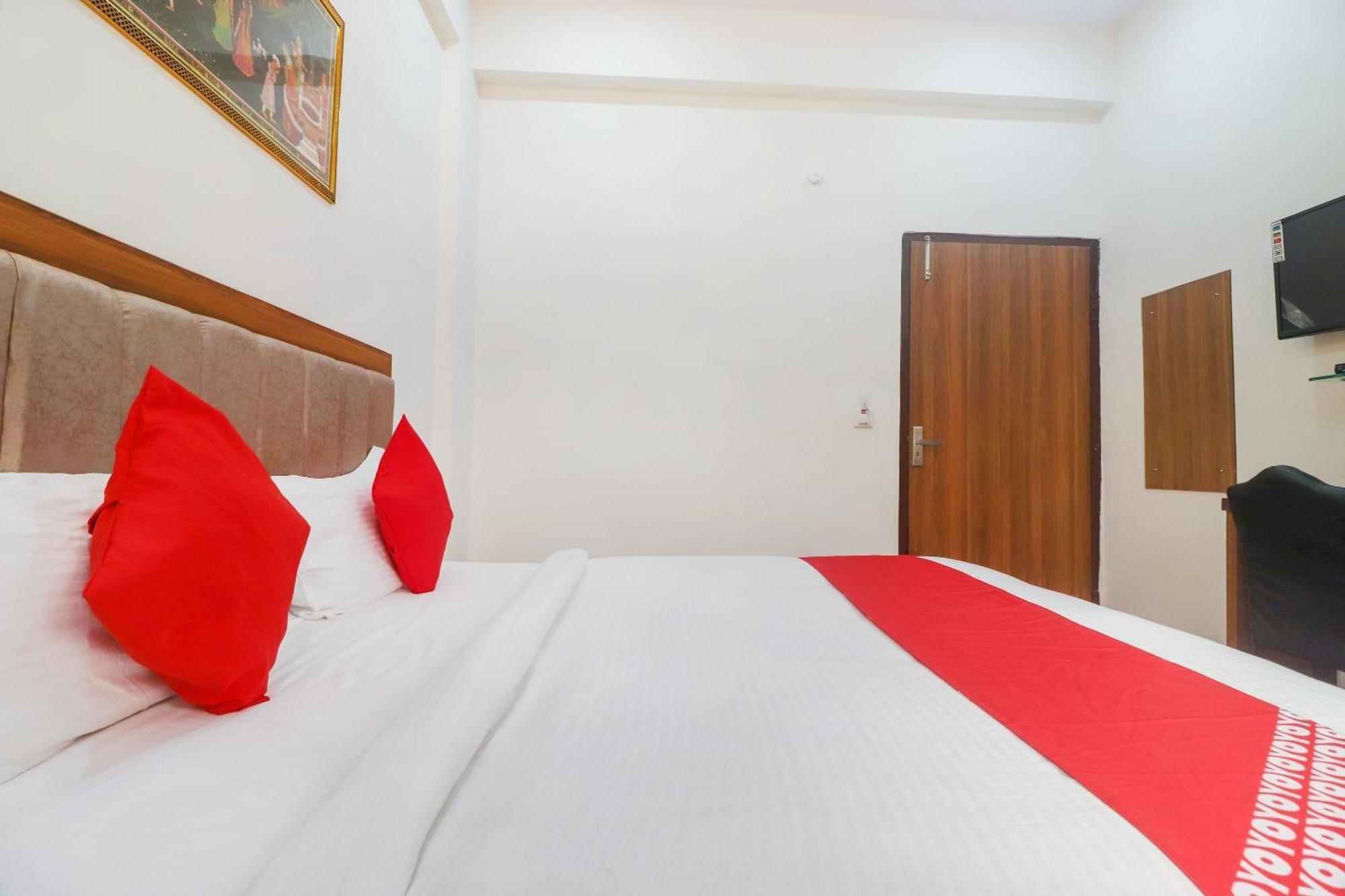 Hotel O Taj Classic Tajganj Luaran gambar