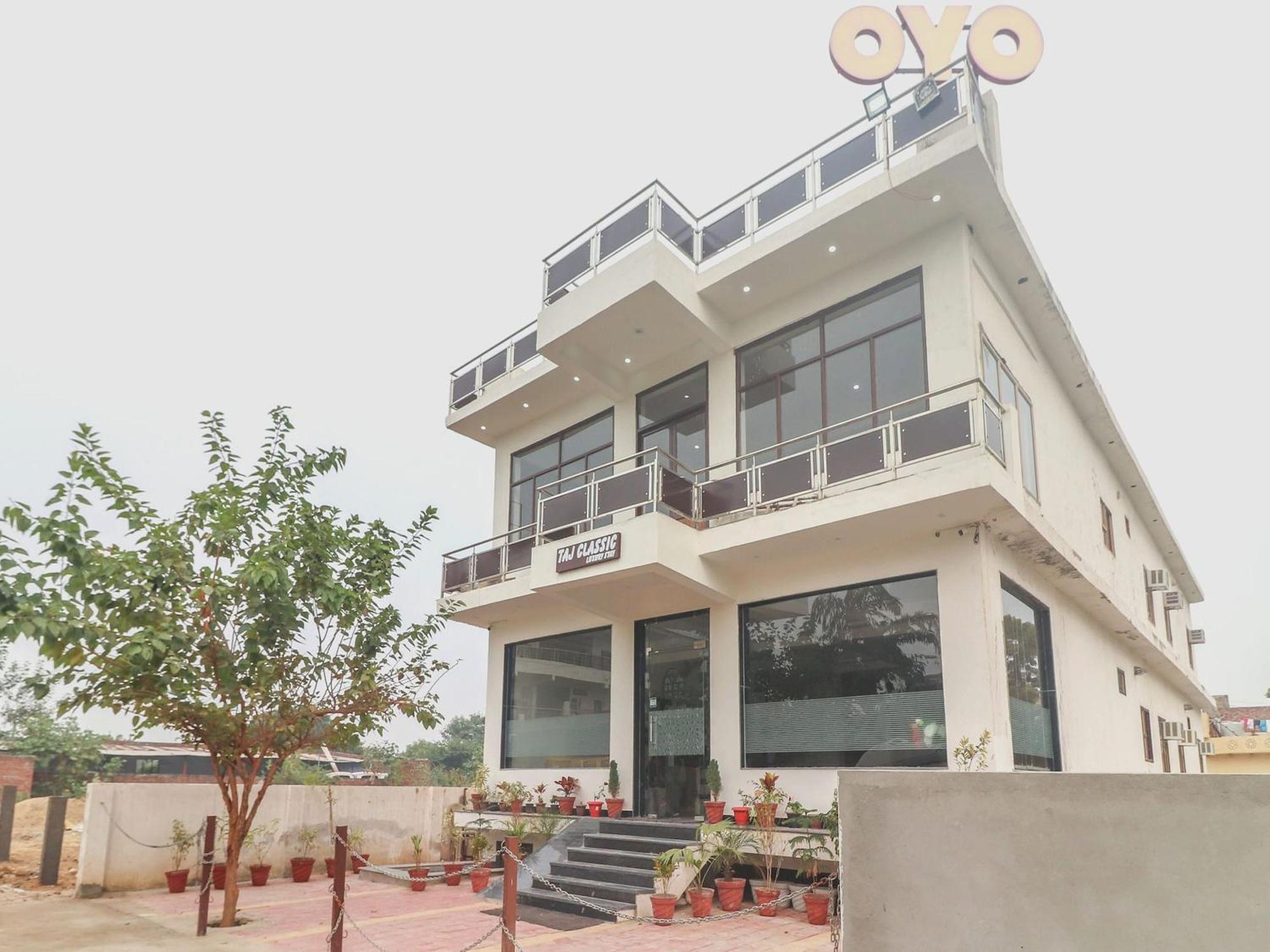 Hotel O Taj Classic Tajganj Luaran gambar